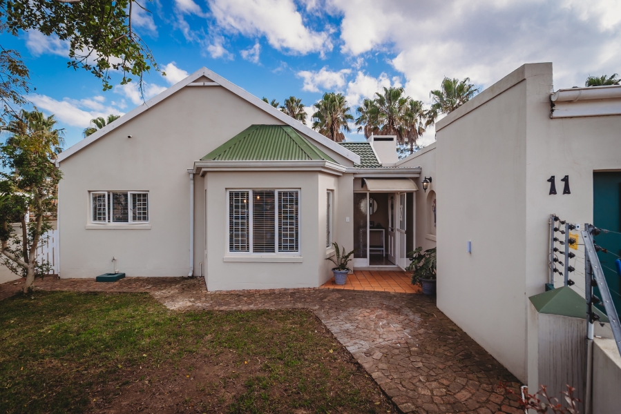 3 Bedroom Property for Sale in King George Park Western Cape